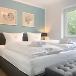 Apartman La *