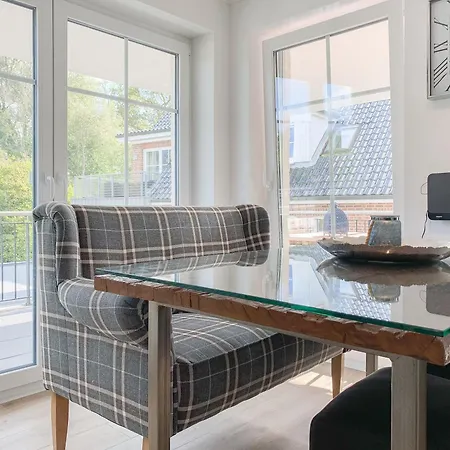 Apartment La