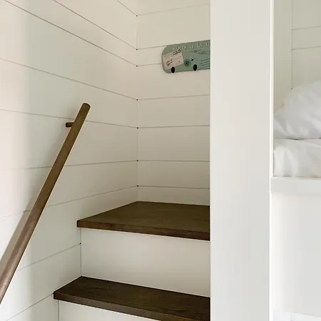 Apartment La